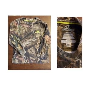 Boy's Mossy Oak Long Sleeve Size (6-7)